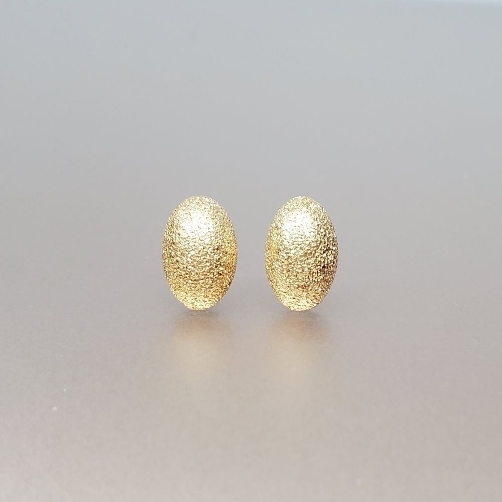 Oval Stud Earrings